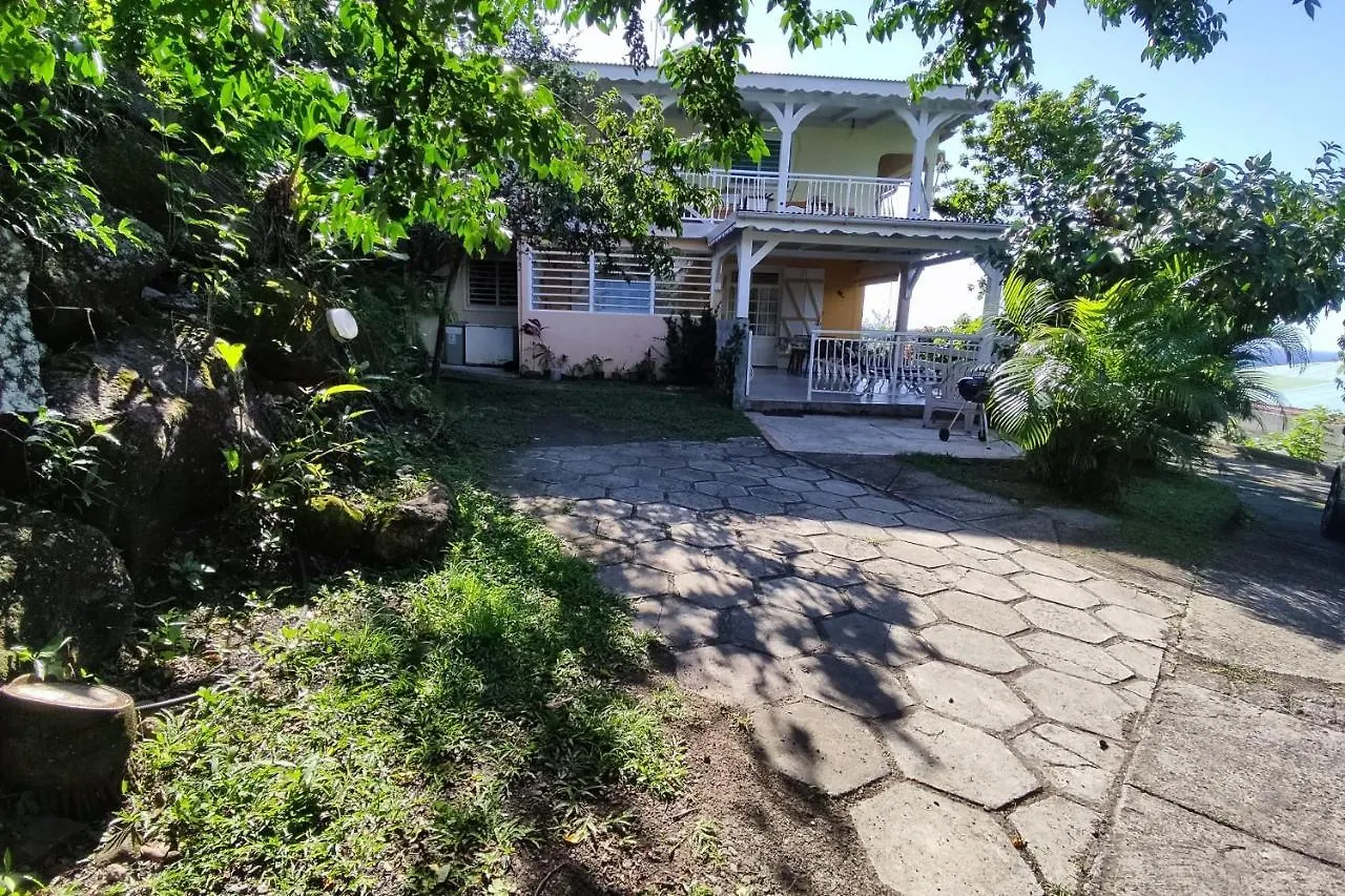 Bungalow With Sea View In Deshaies Dom wakacyjny